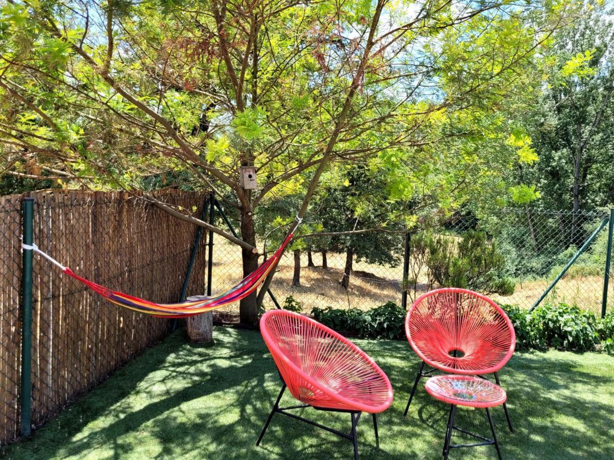 Harveys Homestay - Adults Only Mieres  Exteriér fotografie